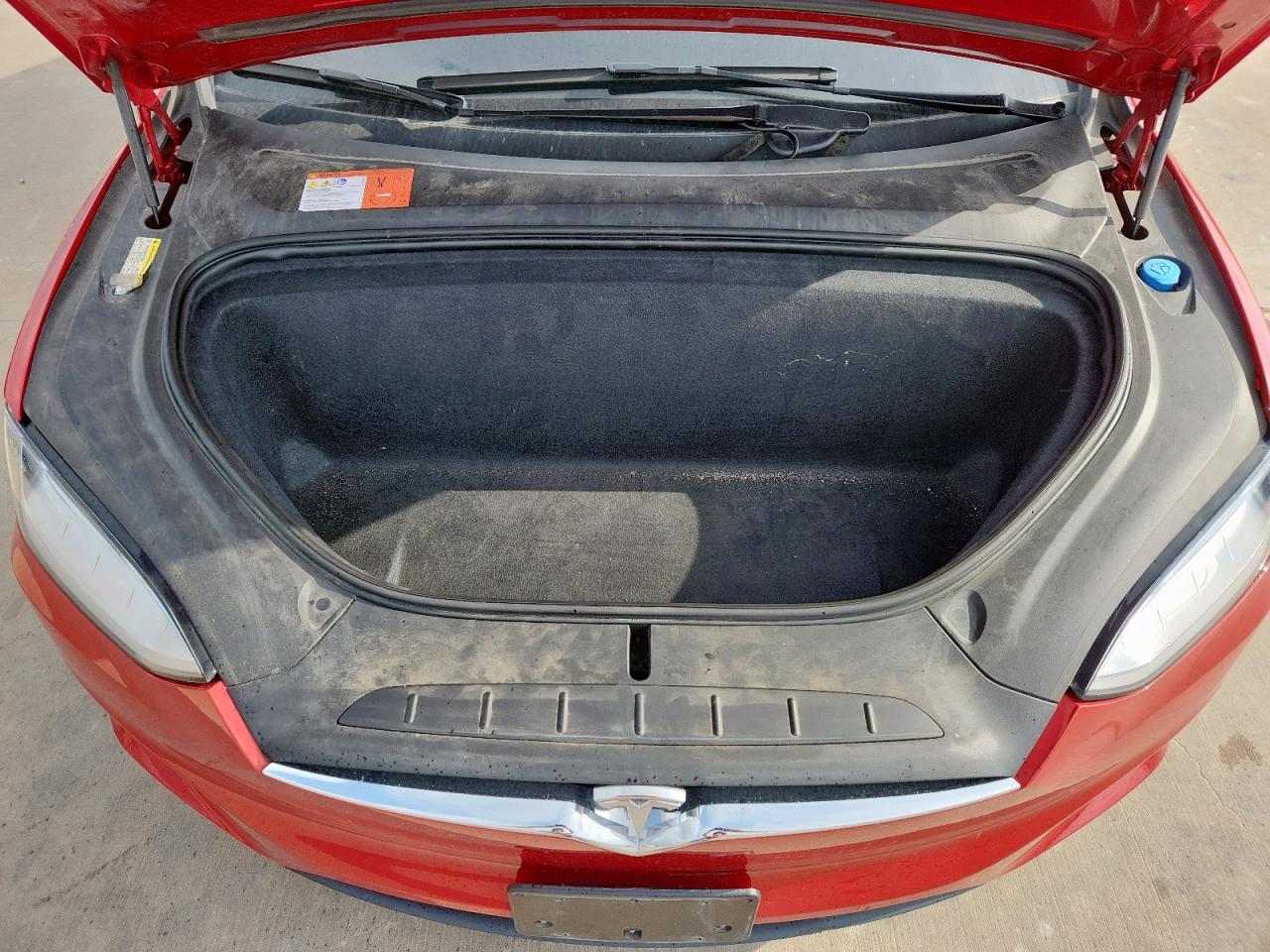 2016 Tesla Model X VIN: 5YJXCAE24GF005011 Lot: 63473885