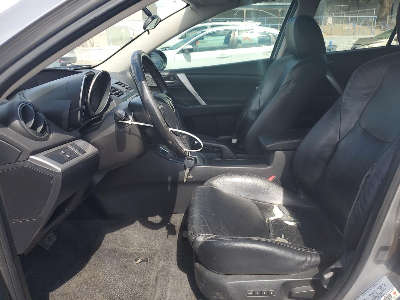2010 Mazda 3 S VIN: JM1BL1H59A1334819 Lot: 63932775