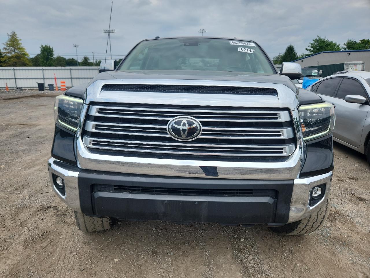2019 Toyota Tundra Crewmax Limited VIN: 5TFHY5F18KX812178 Lot: 66386825