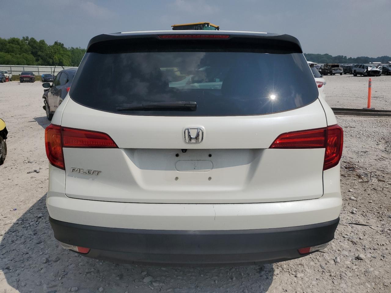 2016 Honda Pilot Lx VIN: 5FNYF5H11GB049344 Lot: 64546735