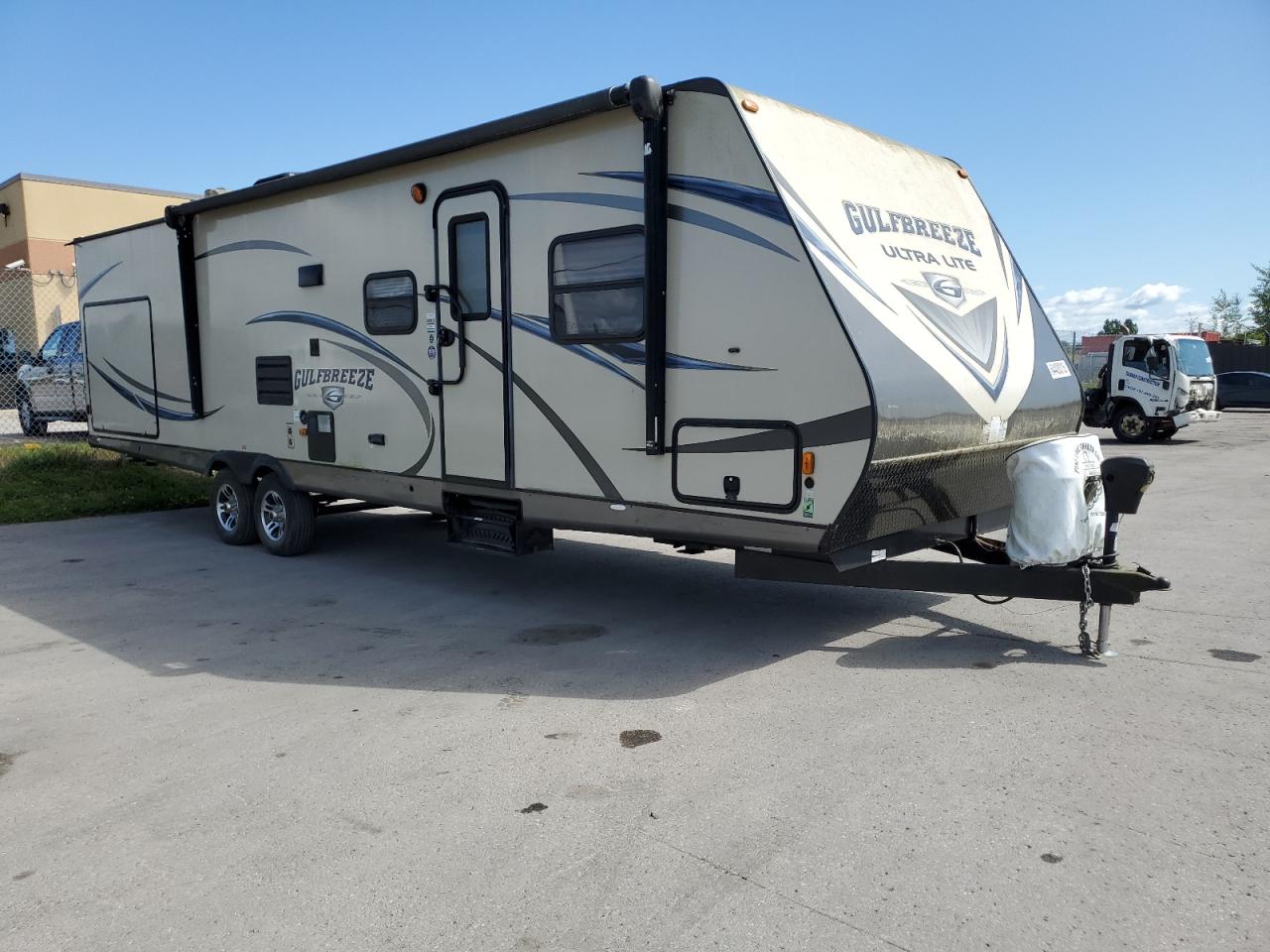 2017 Gulf Stream Ultra VIN: 1NL1XTP22H1033008 Lot: 64428315