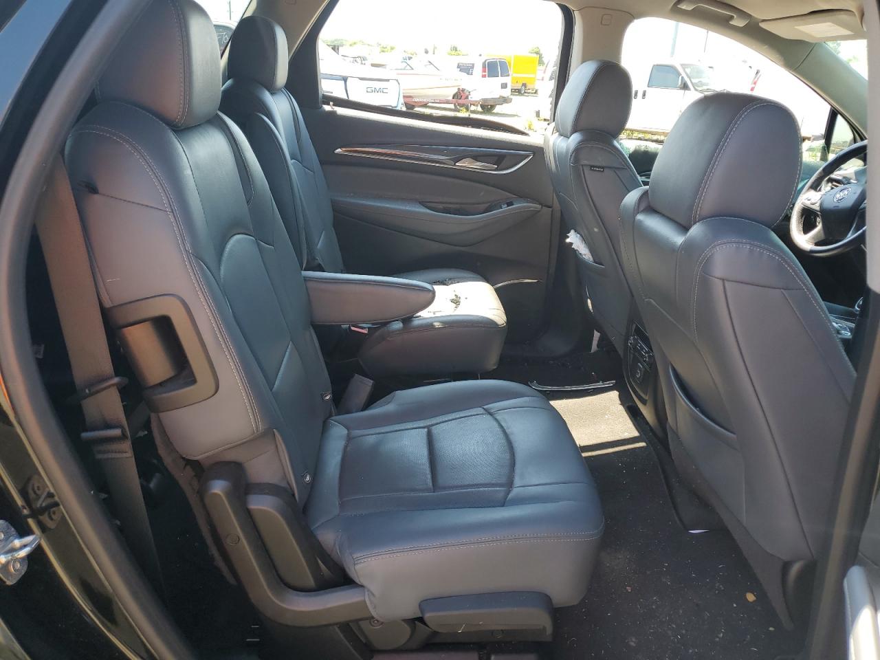 2020 Buick Enclave Essence VIN: 5GAEVAKW5LJ137269 Lot: 63338055