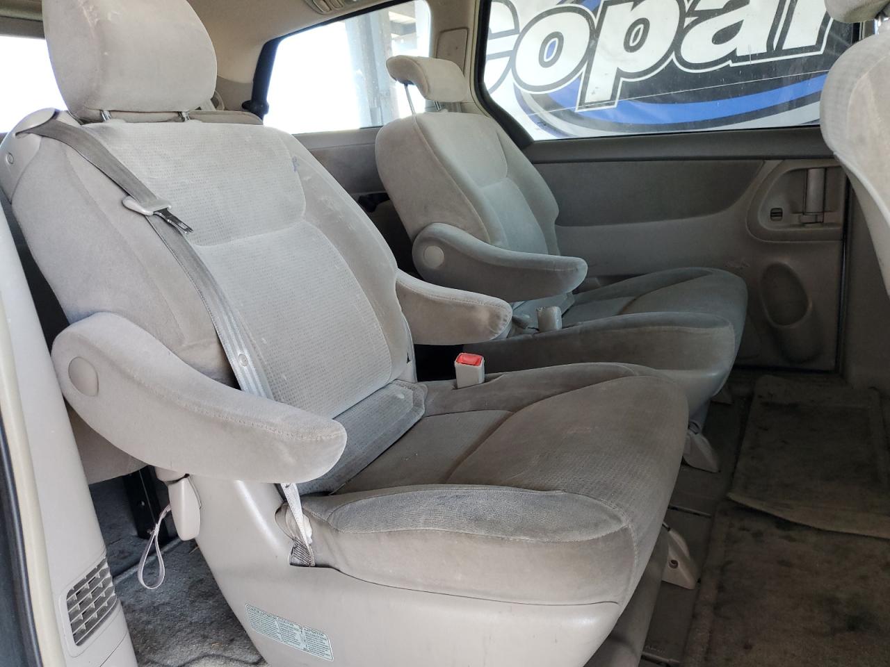 2005 Toyota Sienna Ce VIN: 5TDZA23C35S321959 Lot: 65093975