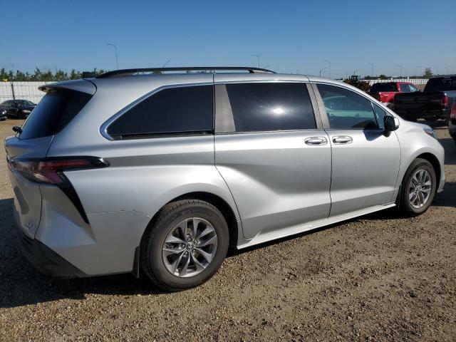 2024 TOYOTA SIENNA LE/XLE  