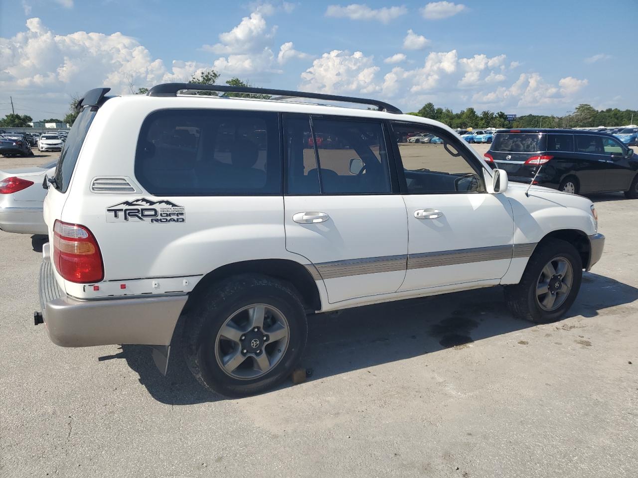 2001 Toyota Land Cruiser VIN: JTEHT05JX12002271 Lot: 67110845