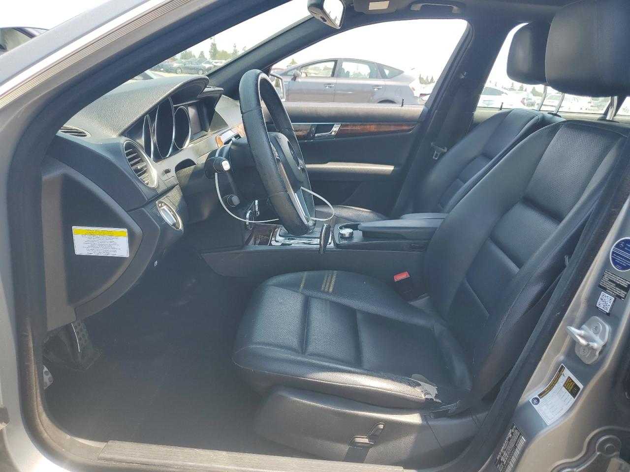 2014 Mercedes-Benz C 250 VIN: WDDGF4HB0ER308921 Lot: 64639595