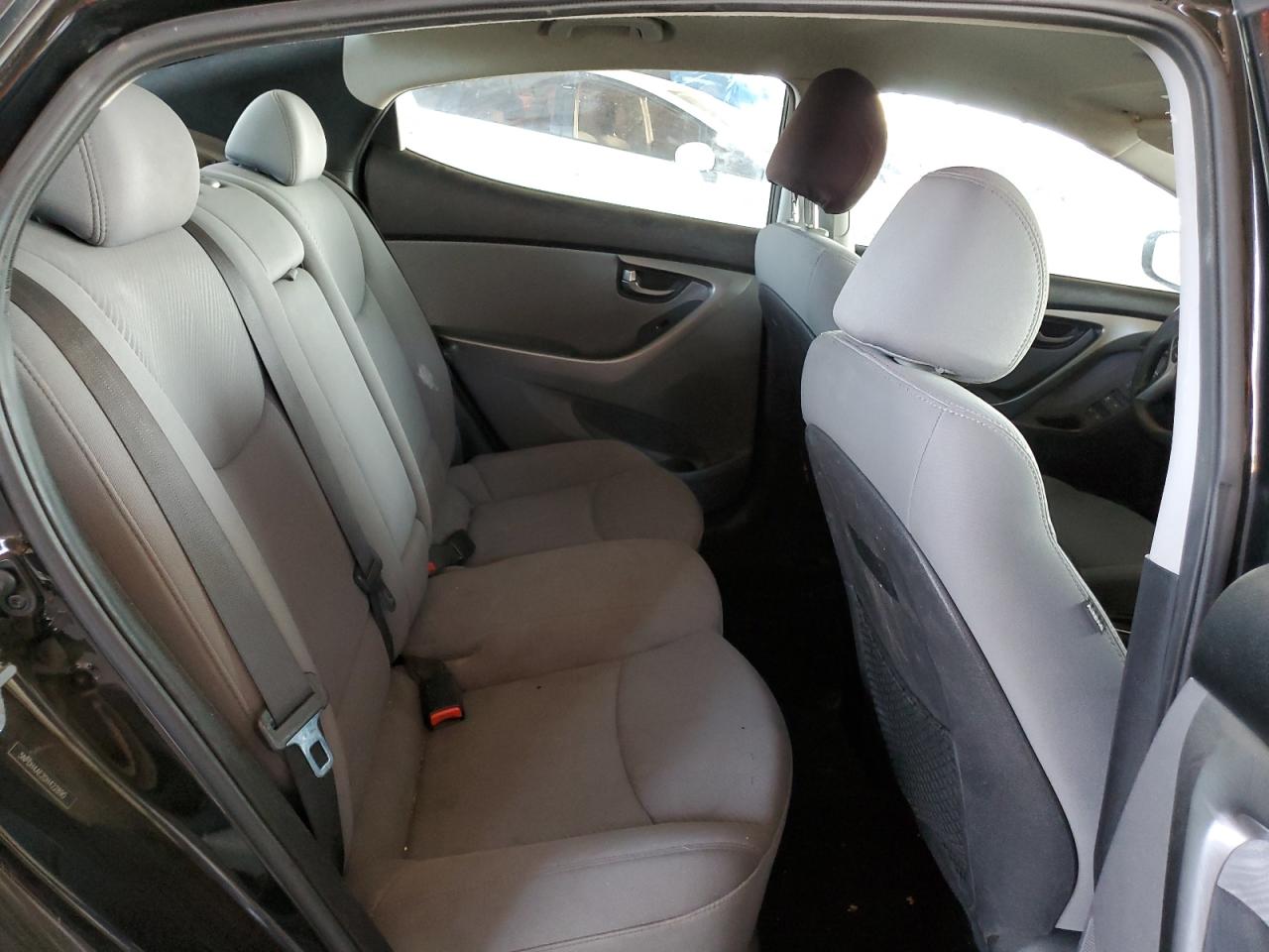 5NPDH4AE2DH422890 2013 Hyundai Elantra Gls