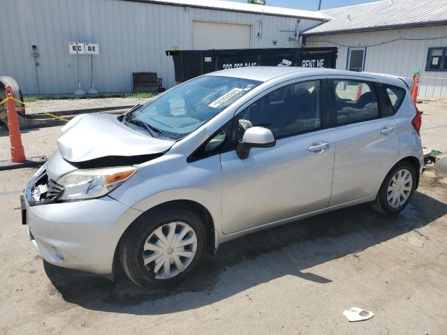  NISSAN VERSA 2014 Srebrny