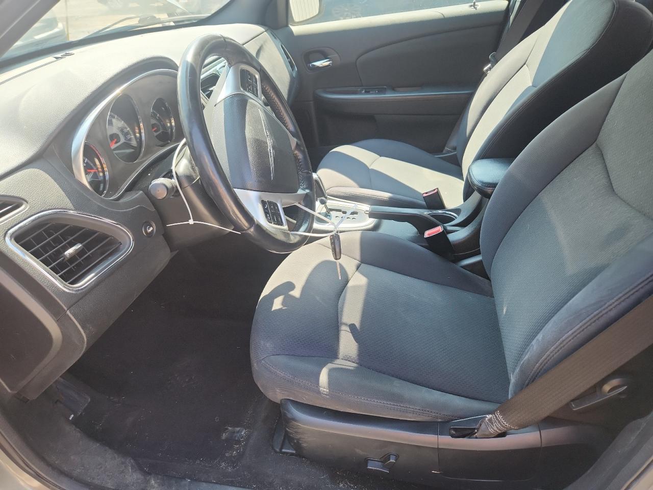 2012 Chrysler 200 Touring VIN: 1C3CCBBBXCN200331 Lot: 64035535