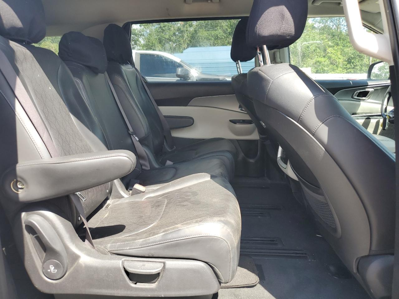 2022 Kia Carnival Lx VIN: KNDNB4H33N6170444 Lot: 65052475