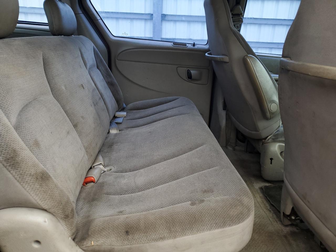 2002 Chrysler Voyager VIN: 1C4GJ25BX2B699050 Lot: 65036755
