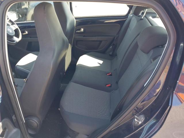 2015 VOLKSWAGEN MOVE UP