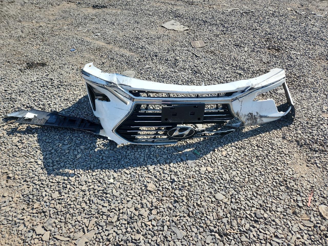 2018 Hyundai Sonata Sport VIN: 5NPE34AF9JH669198 Lot: 63017455