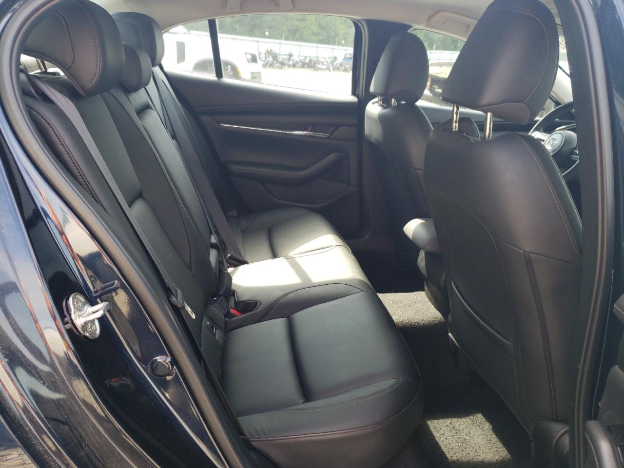 2020 Mazda 3 Preferred VIN: JM1BPBDM4L1171149 Lot: 64123655
