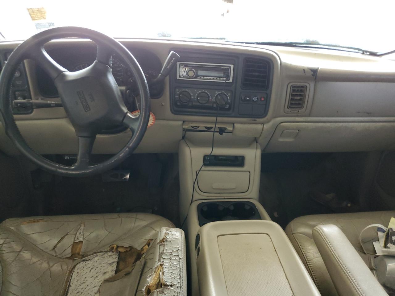 2002 GMC Yukon VIN: 1GKEC13Z42R226185 Lot: 64587095