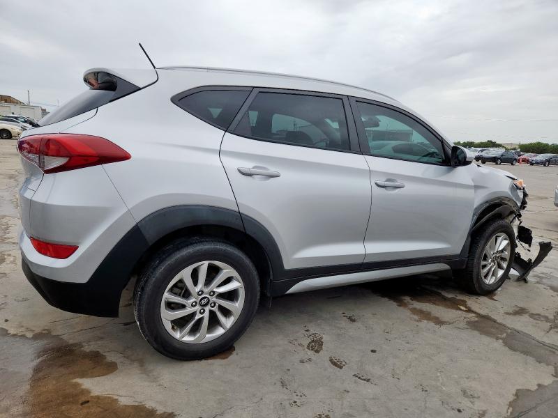  HYUNDAI TUCSON 2017 Srebrny