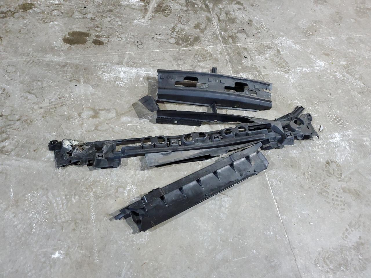 2016 Ford Explorer VIN: 1FM5K8B85GGA23935 Lot: 64090265