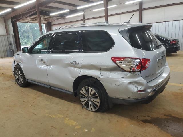  NISSAN PATHFINDER 2017 Серебристый