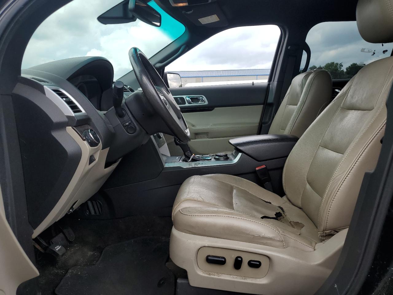 2015 Ford Explorer Limited VIN: 1FM5K8F85FGA31106 Lot: 65500915