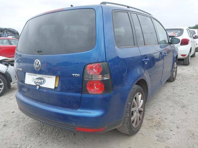 2010 VOLKSWAGEN TOURAN MAT