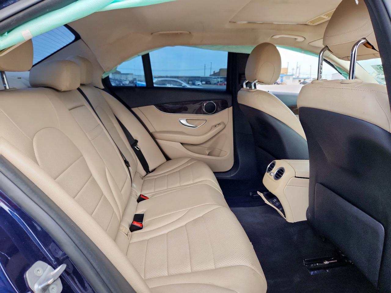2018 Mercedes-Benz C 300 VIN: 55SWF4JB4JU272956 Lot: 63034765