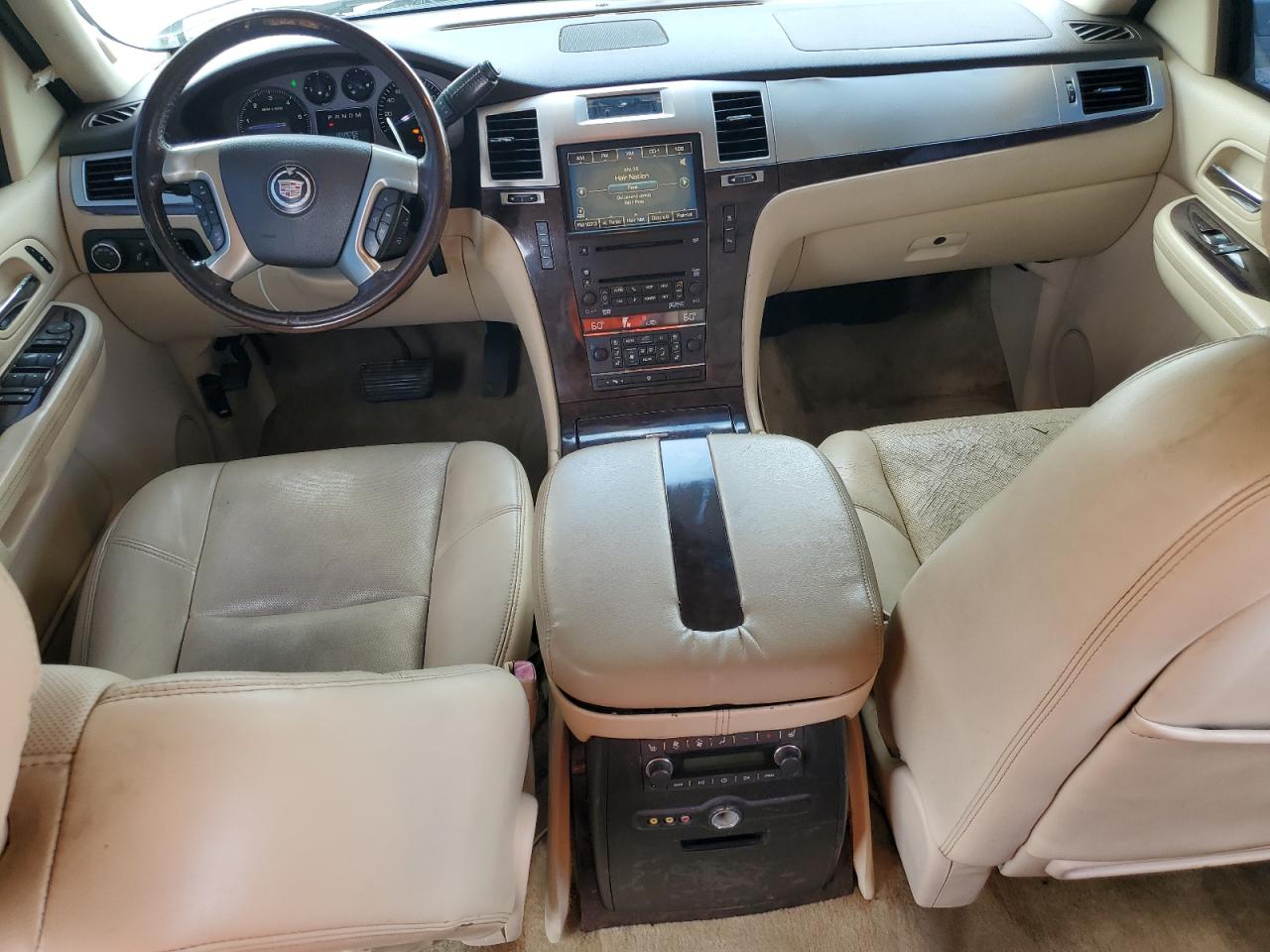 2007 Cadillac Escalade Luxury VIN: 1GYEC63847R361118 Lot: 63805585