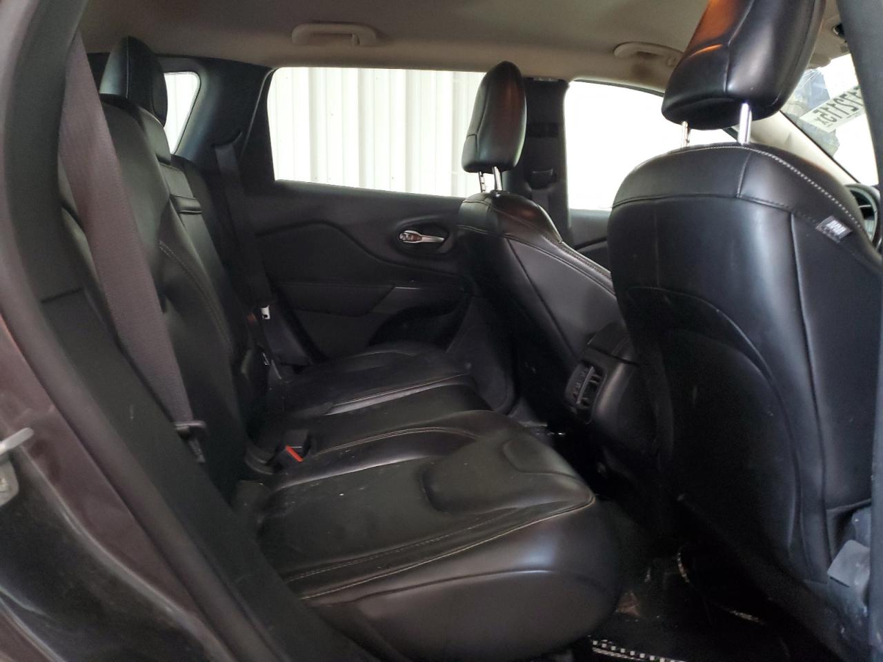 2015 Jeep Cherokee Limited VIN: 1C4PJMDS0FW718023 Lot: 65172115