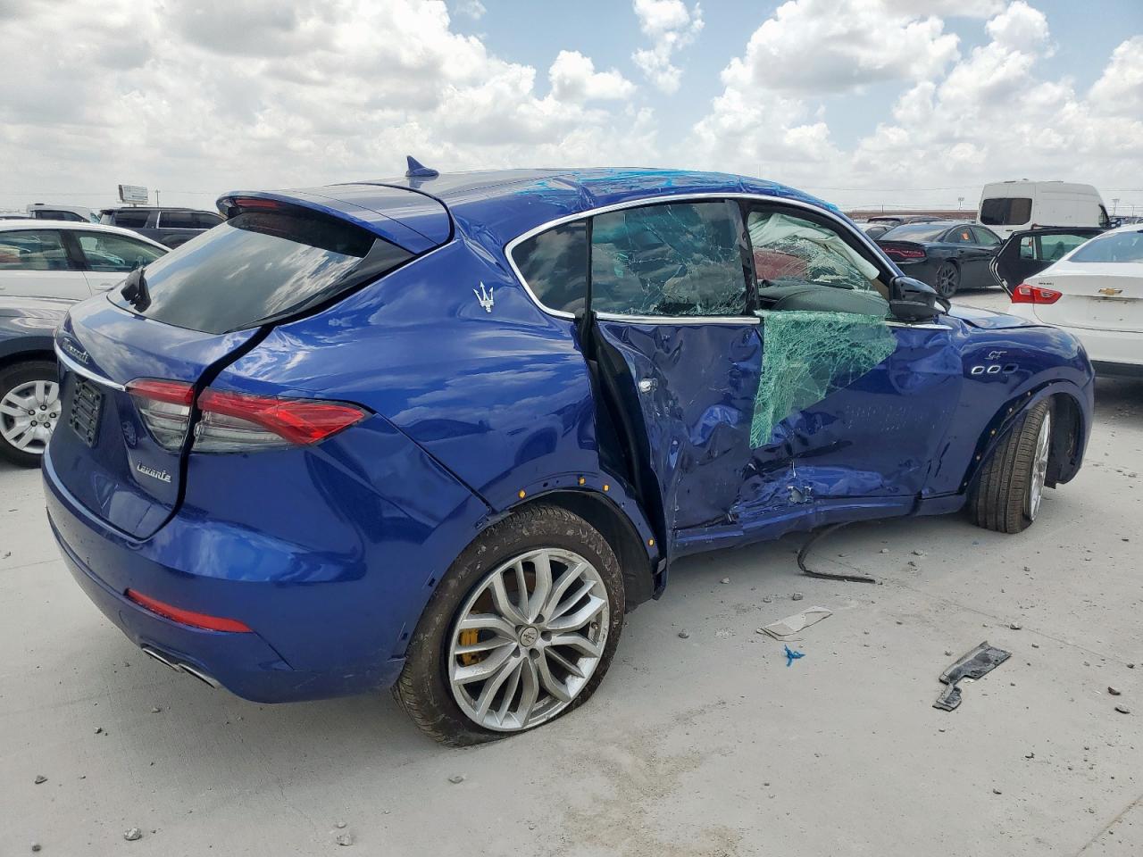 2022 Maserati Levante Base VIN: ZN661XUA0NX382322 Lot: 65084835