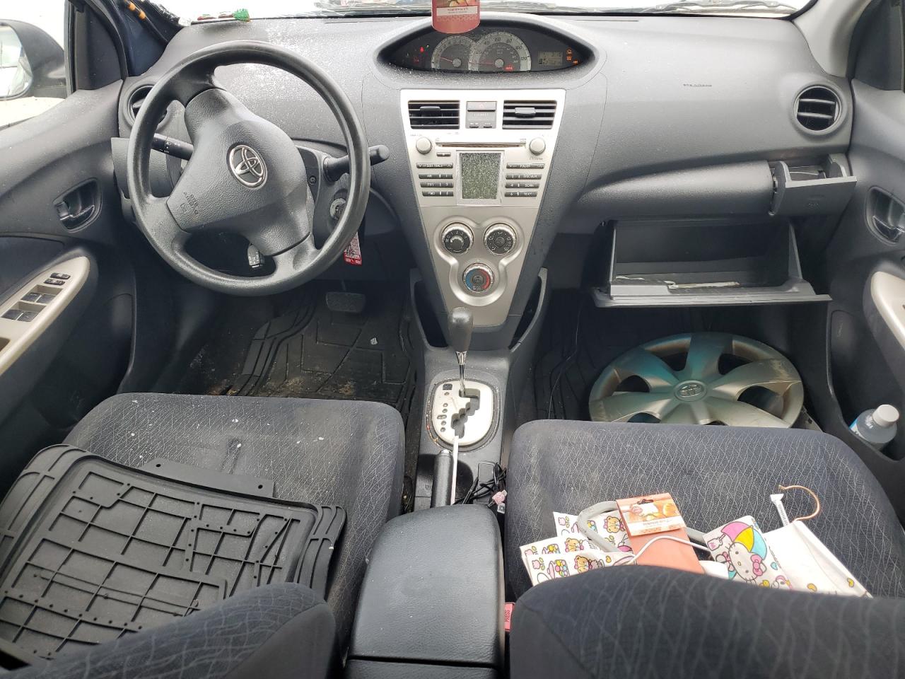 2008 Toyota Yaris VIN: JTDBT923381275783 Lot: 65518325