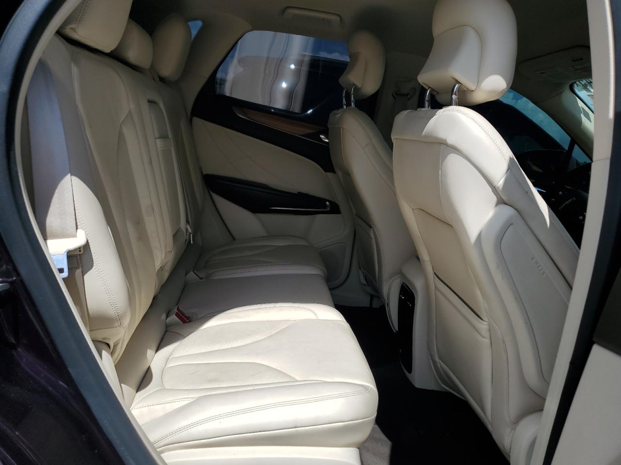 5lmcj1a95fuj04281 5LMCJ1A95FUJ04281 2015 Lincoln Mkc