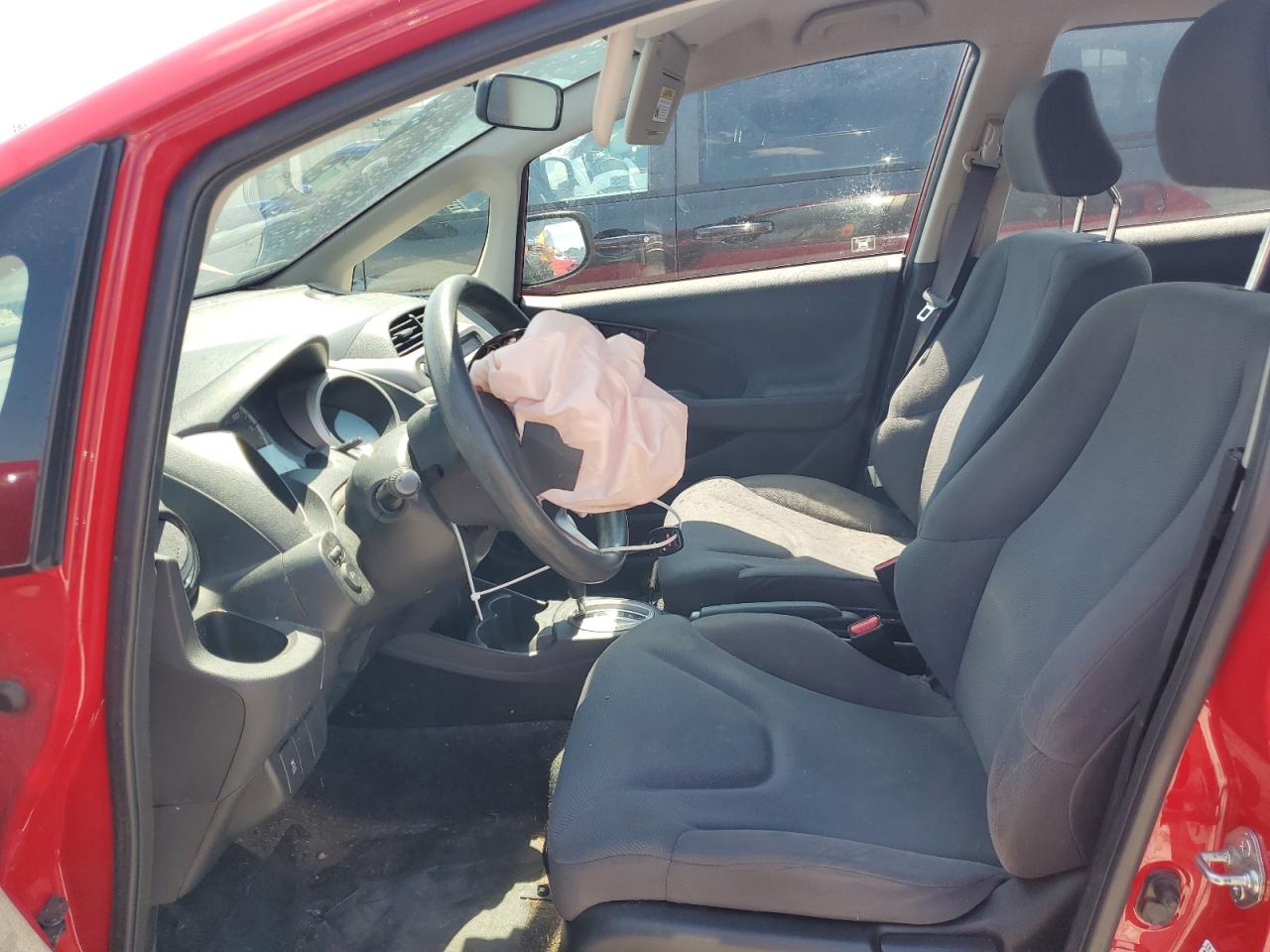 2013 Honda Fit VIN: JHMGE8H32DC082670 Lot: 64087225