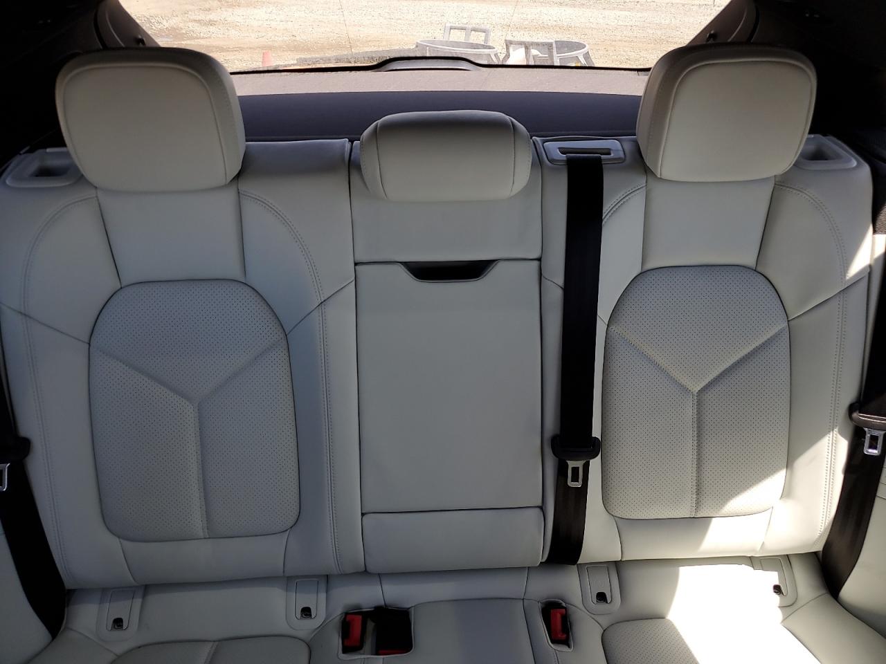 2025 Porsche Macan Base VIN: WP1AA2A58SLB02010 Lot: 64074415