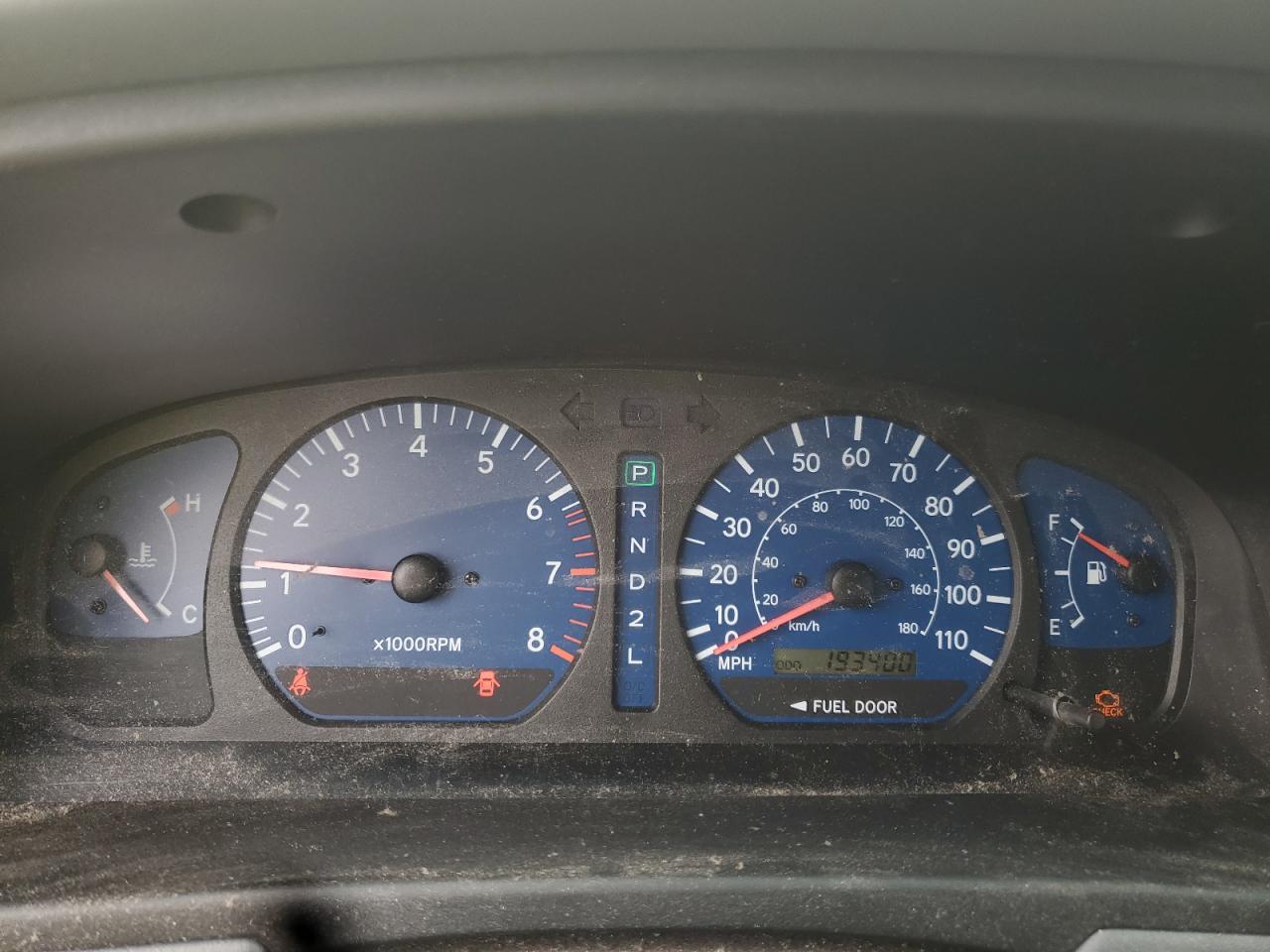 2002 Toyota Sienna Le VIN: 4T3ZF13C92U488557 Lot: 66809005