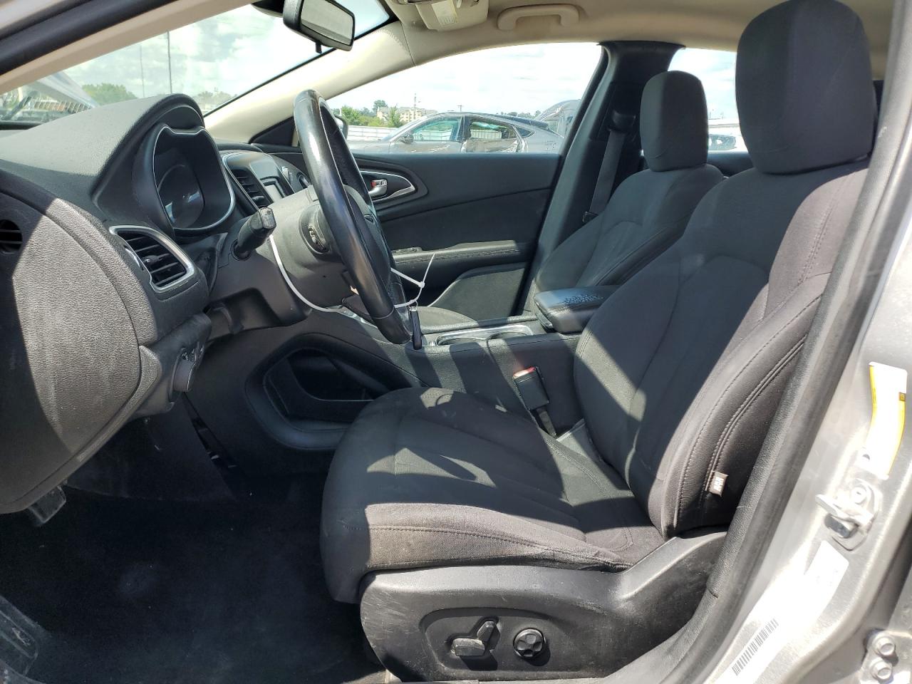 2016 Chrysler 200 Lx VIN: 1C3CCCFB5GN195447 Lot: 65009855
