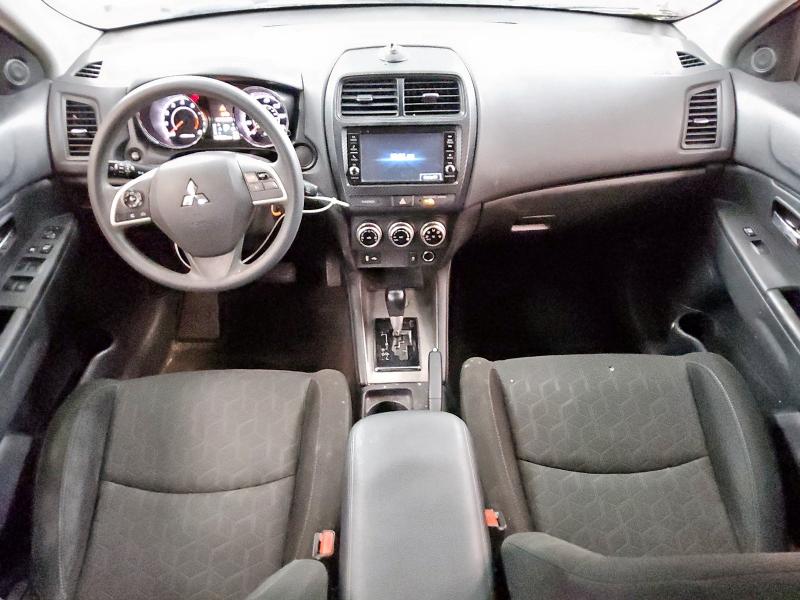  MITSUBISHI OUTLANDER 2021 Czerwony