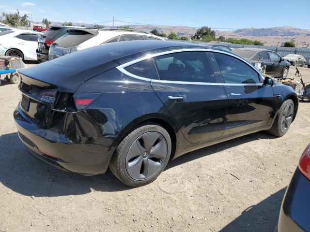  TESLA MODEL 3 2019 Czarny