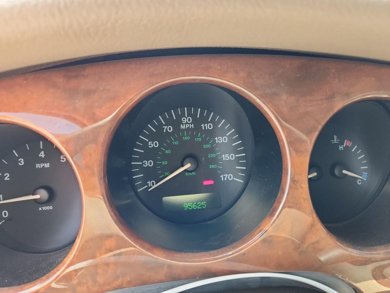 2001 Jaguar Xj8 VIN: SAJDA14CX1LF30943 Lot: 64380685