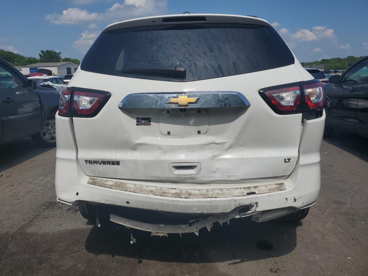 2017 Chevrolet Traverse Lt VIN: 1GNKRGKDXHJ155742 Lot: 64009845