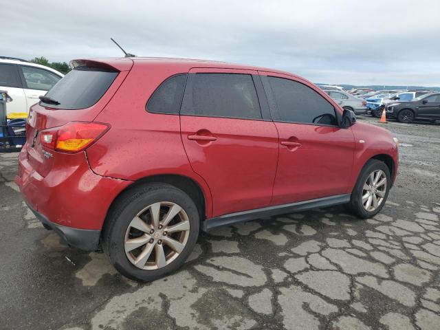  MITSUBISHI OUTLANDER 2015 Czerwony