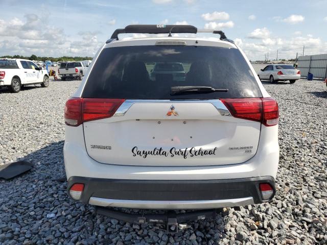  MITSUBISHI OUTLANDER 2016 Biały
