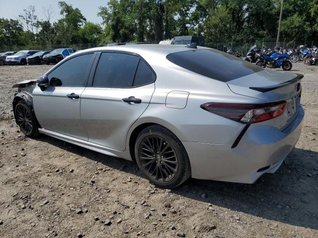  TOYOTA CAMRY 2022 Серебристый