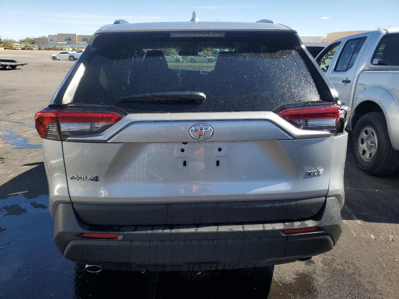 2025 Toyota Rav4 Xle VIN: 2T3W1RFV4SW369456 Lot: 64400125