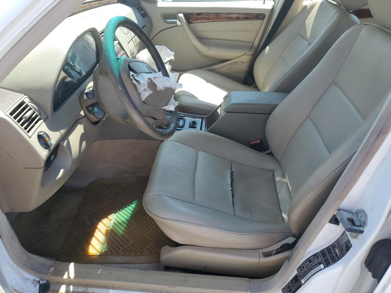 1998 Mercedes-Benz C 230 VIN: WDBHA23G0WA608980 Lot: 64308315