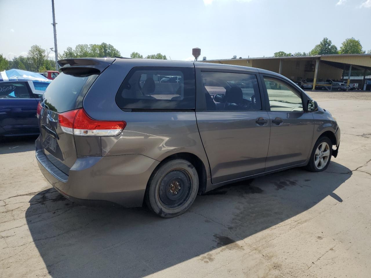 2011 Toyota Sienna VIN: 5TDZK3DC2BS143412 Lot: 66442325