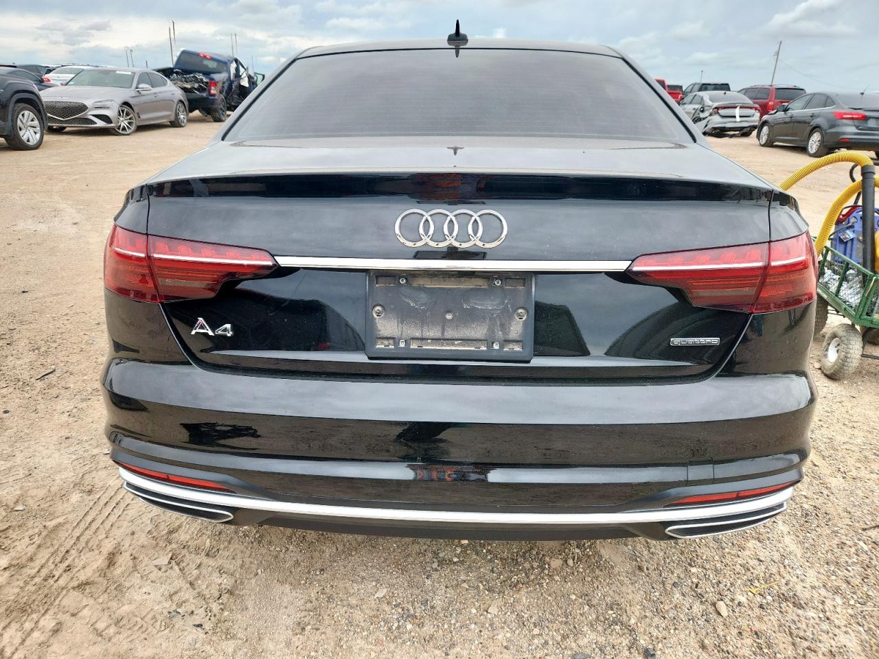 2021 Audi A4 Premium 40 VIN: WAUABAF42MN009934 Lot: 63154385