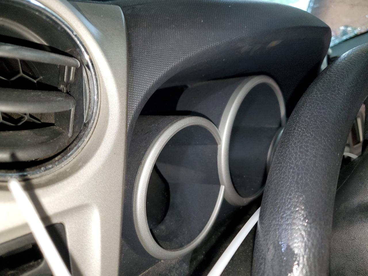 2010 Pontiac Vibe VIN: 5Y2SP6E86AZ415830 Lot: 63221165