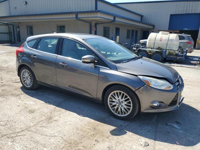  FORD FOCUS 2012 Серебристый