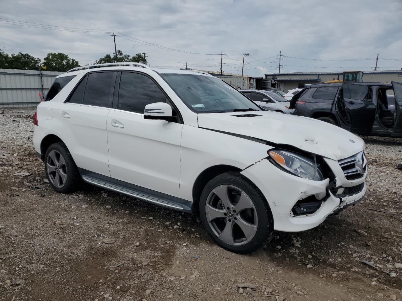 4jgda5jb7jb083150 4JGDA5JB7JB083150 2018 Mercedes-Benz Gle 350