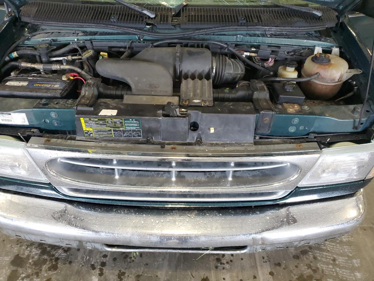 2001 Ford Econoline E150 Van VIN: 1FDRE14L71HA69804 Lot: 64798505