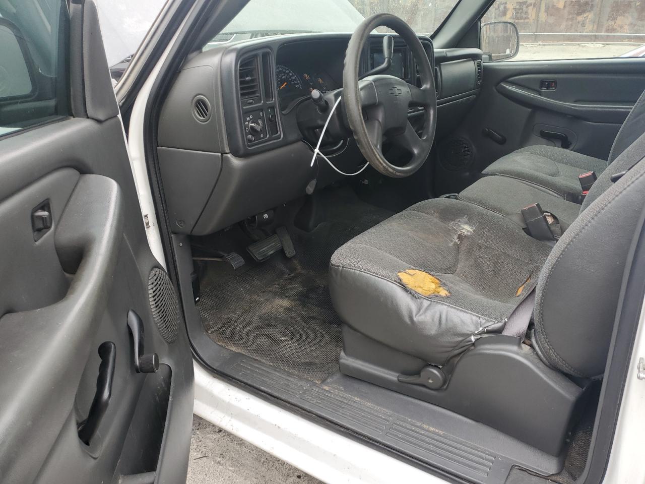 2005 Chevrolet Silverado C1500 VIN: 1GCEC14X25Z132514 Lot: 64827205